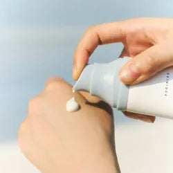 Madagascar Centella Hyalu-Cica Water-Fit Sun Serum – Duo